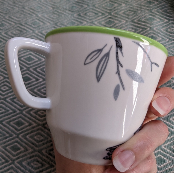 Hallmark Beautiful Bird Teacup - Picture 4 of 10